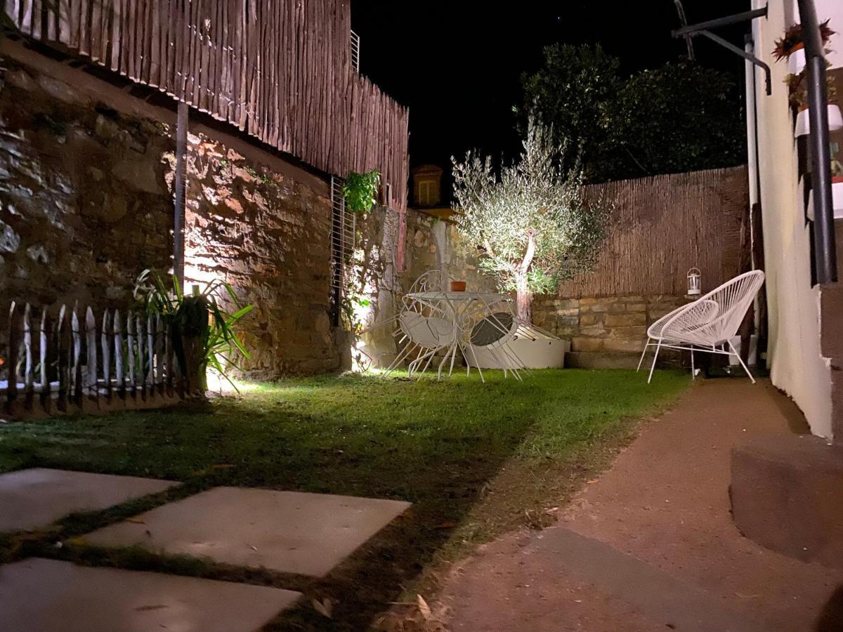 Ty Laumann Petite Maison Jardin Sur Le Port De Vannes Avec Parking Souterrain Exterior photo